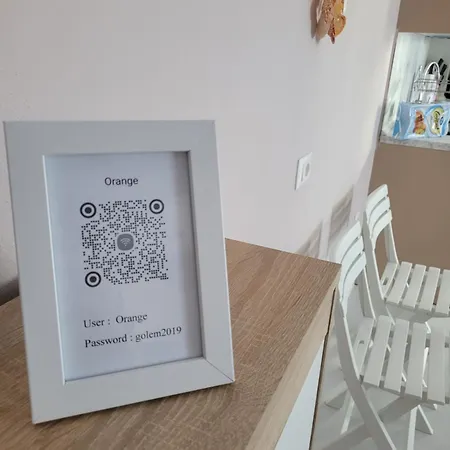 Apartament Orange