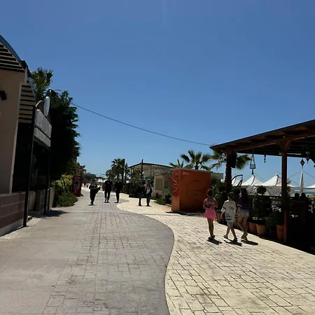 Orange Golem (Tirana)