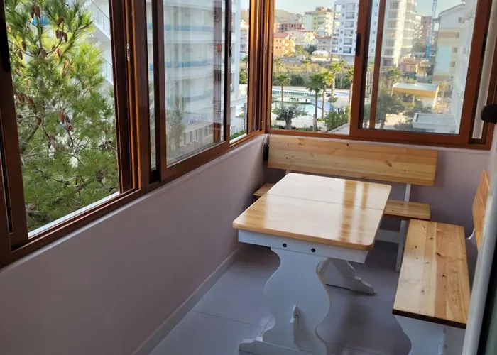 Orange Appartamento Golem (Tirana)