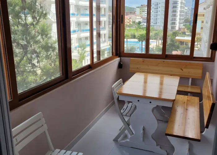 Orange Appartamento Golem (Tirana)