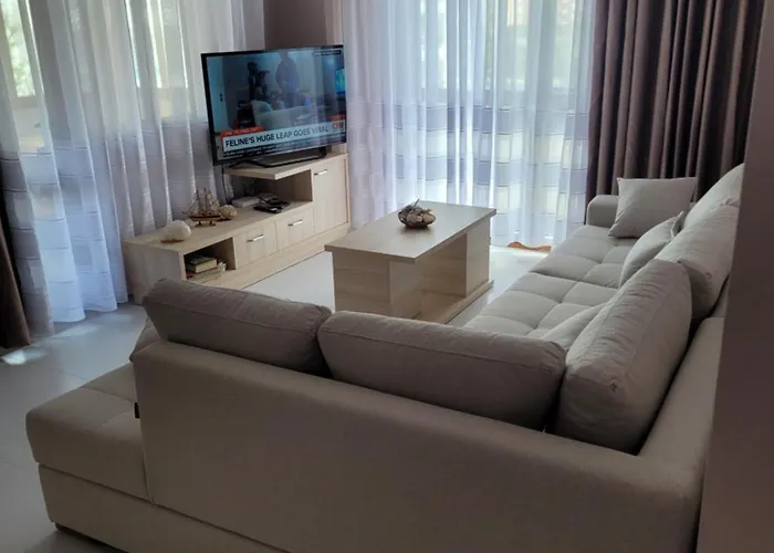 Appartamento Orange Golem (Tirana)