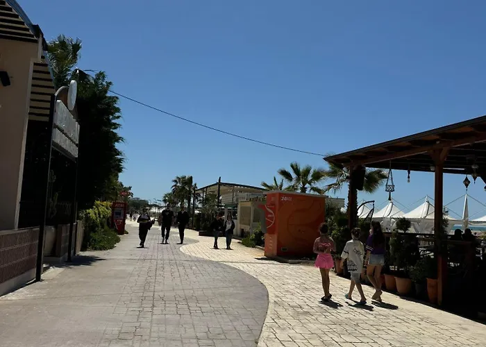 Orange Golem (Tirana)