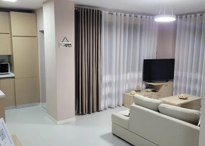 Appartamento Orange Golem (Tirana)