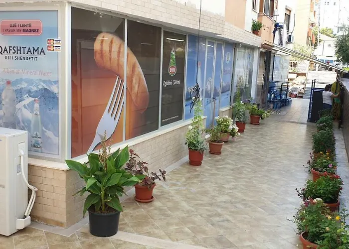 Orange Appartamento Golem (Tirana)